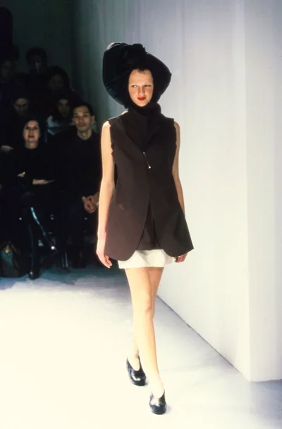 Look 3